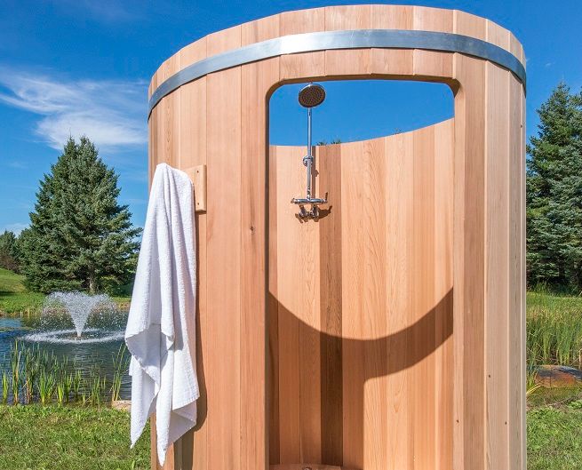 Rainbow Barrel Outdoor Shower