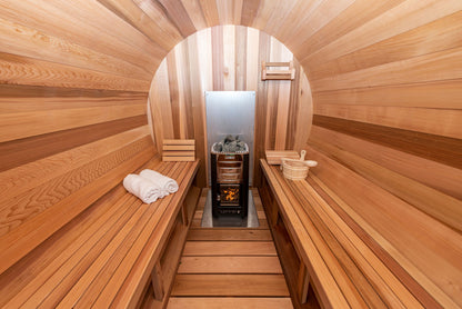 Barrel sauna parallel cedar benches