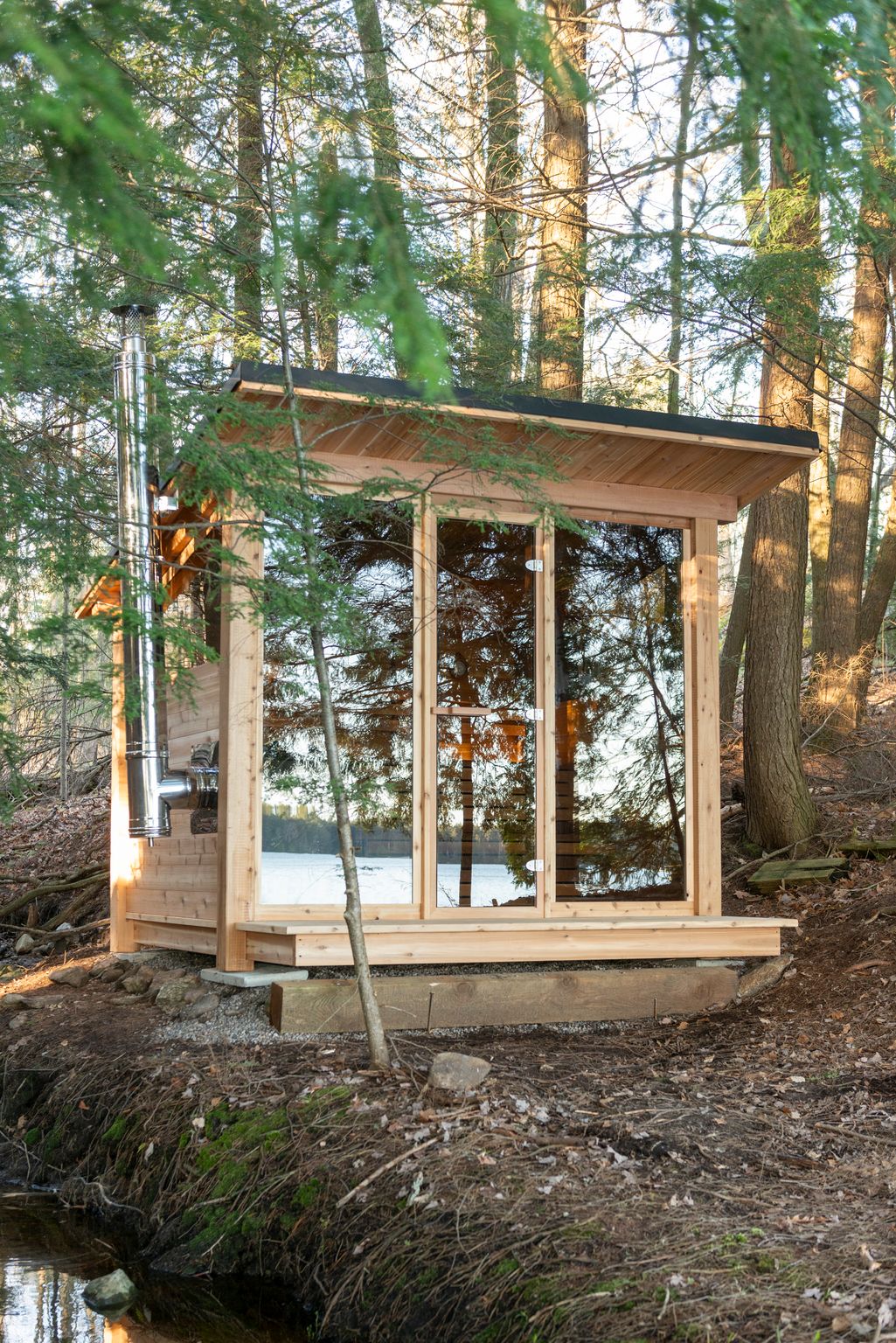 Mountain View sauna front and side glass